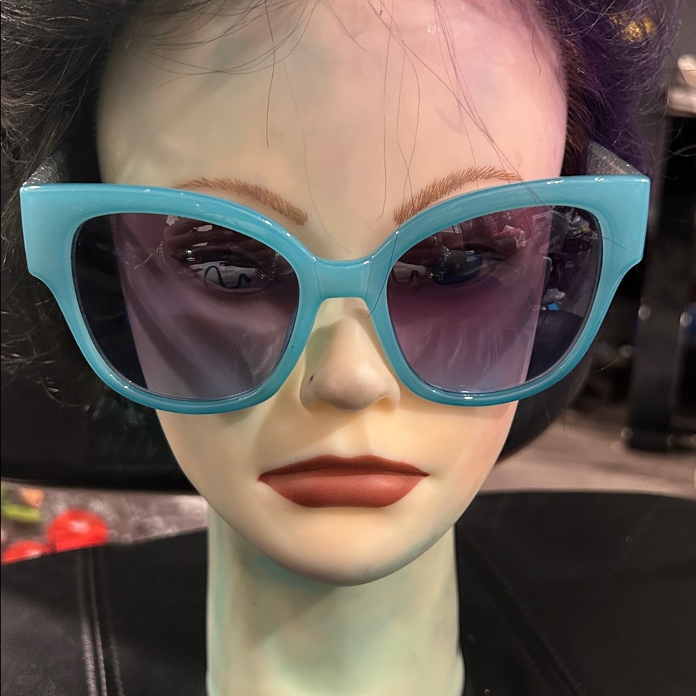 Circus by Sam Edelman Teal Sunglasses - Picture 16 of 16